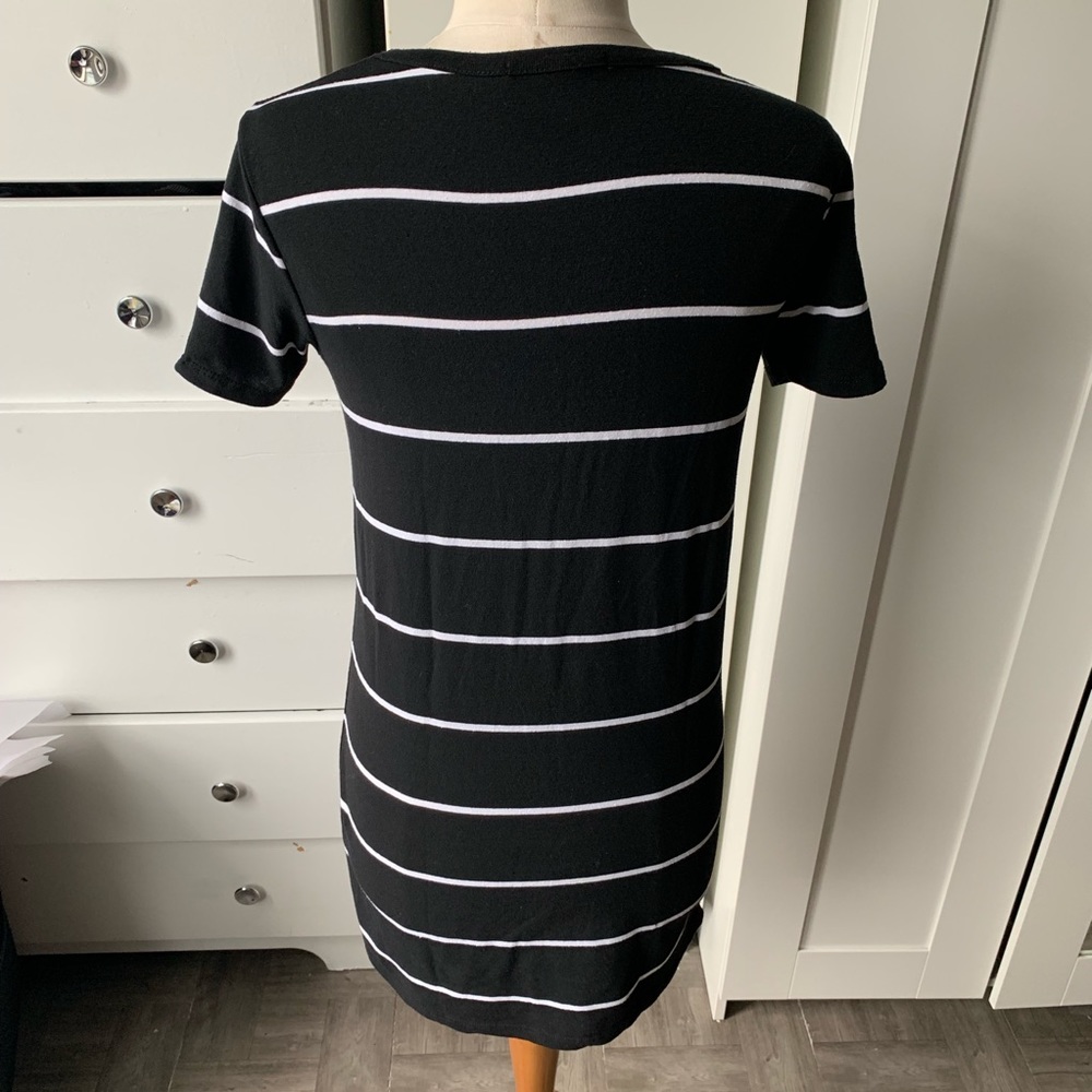 Brandy Melville// striped tee shirt dress - Picture 4 of 6